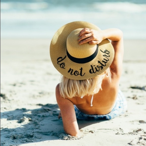 The Ivory Elephant Accessories - Do not disturb C.C. Sun hat